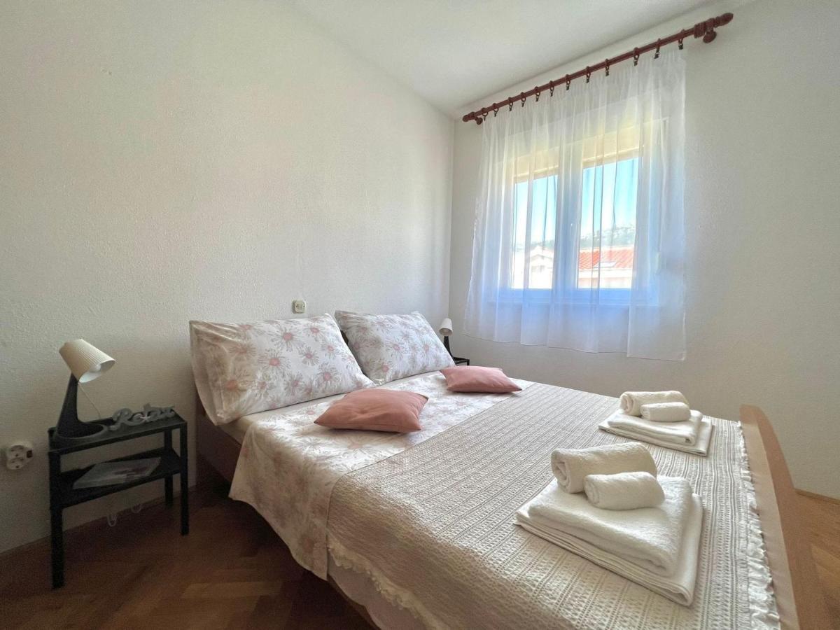 Apartment Troisa Kastela Exterior photo